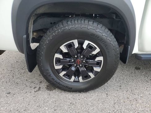 Certified 2023 Nissan Frontier PRO-4X w/ Tow Package AWD/4WD image 5