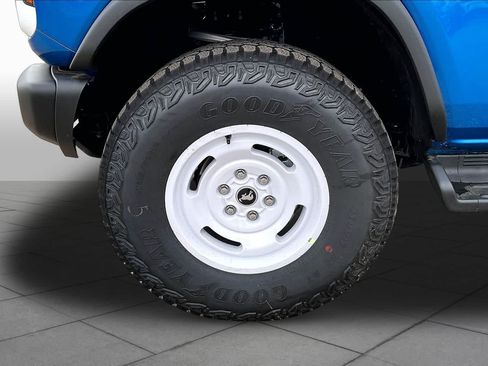 New 2026 Ford Bronco Heritage Edition AWD/4WD image 11
