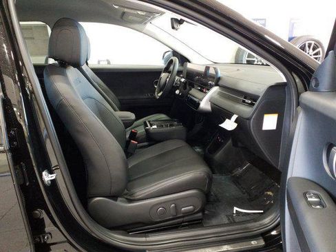 New 2026 Hyundai Ioniq 5 SEL image 18