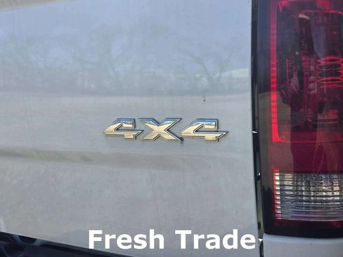 Used 2015 RAM 3500 SLT w/ Luxury Group image 7