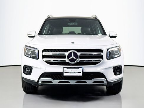 Used 2020 Mercedes-Benz GLB 250 image 2