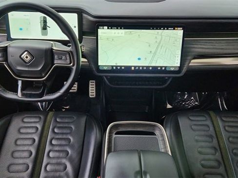 Used 2022 Rivian R1T Adventure image 34