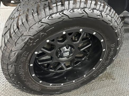 Used 2017 Jeep Wrangler Unlimited Sport w/ Quick Order Package 24S image 7