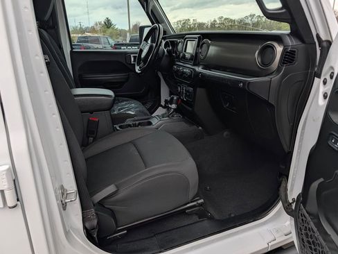 Used 2020 Jeep Wrangler Unlimited Sport S AWD/4WD image 33