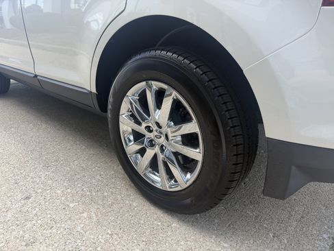 Used 2013 Ford Edge SEL FWD image 14
