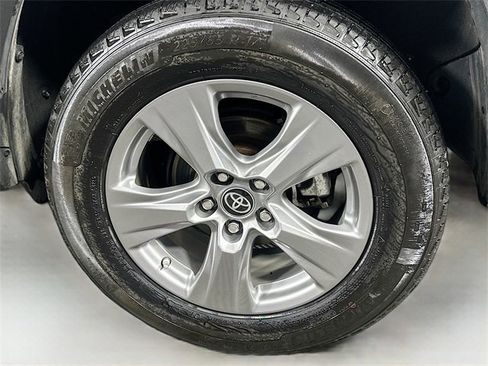 Used 2024 Toyota RAV4 LE image 25