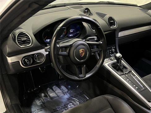 Certified 2020 Porsche 718 Cayman GT4 image 19