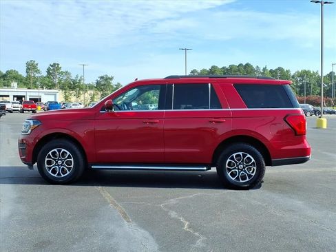 Used 2022 Ford Expedition XLT AWD/4WD image 15