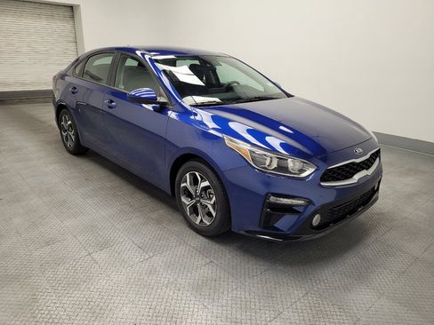 Used 2021 Kia Forte LXS FWD image 13