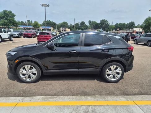 Used 2024 Buick Encore GX Preferred w/ Comfort Package FWD image 11