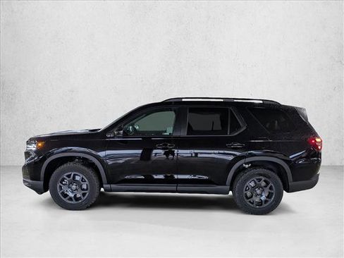 New 2025 Honda Pilot TrailSport image 5