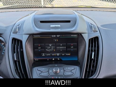 Used 2015 Ford Escape SE w/ Equipment Group 201A AWD/4WD image 25