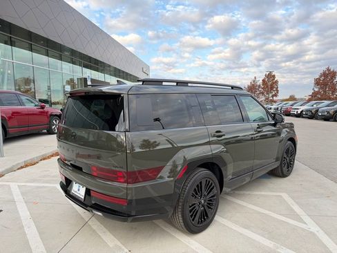 Used 2025 Hyundai Santa Fe Calligraphy image 7