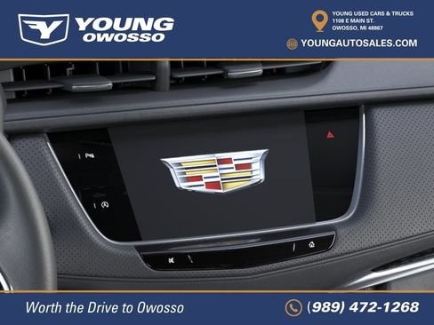 Used 2024 Cadillac XT5 Premium Luxury w/ LPO, Floor Liner Package AWD/4WD image 20