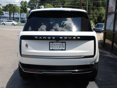 Used 2024 Land Rover Range Rover SE image 6