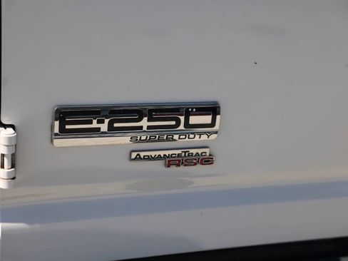 Used 2013 Ford E-250 and Econoline 250 w/ PWR Group RWD image 25