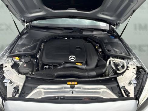 Used 2021 Mercedes-Benz C 300 Sedan image 20