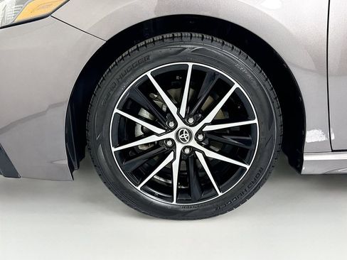 Used 2024 Toyota Camry SE w/ Audio Upgrade Package image 30