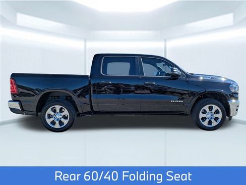 New 2026 RAM 1500 4x4 Crew Cab image 8