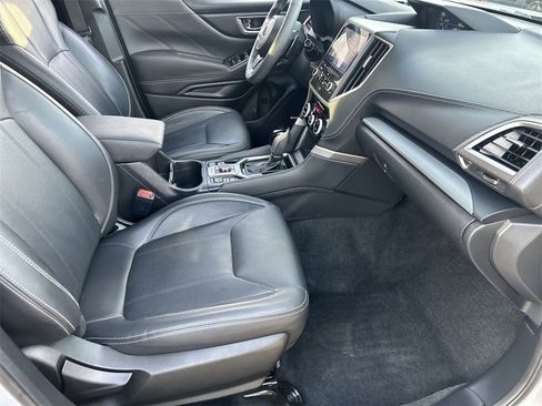 Used 2021 Subaru Forester Limited w/ Popular Package #3 image 9