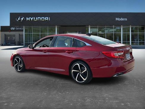 Used 2021 Honda Accord Sport image 4