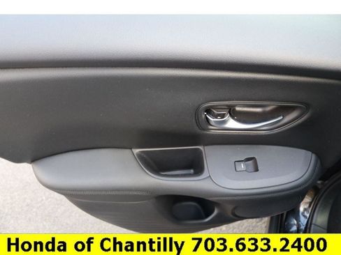 Used 2023 Honda HR-V LX image 21