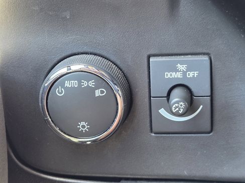 Used 2022 Chevrolet Express 3500 LS image 16