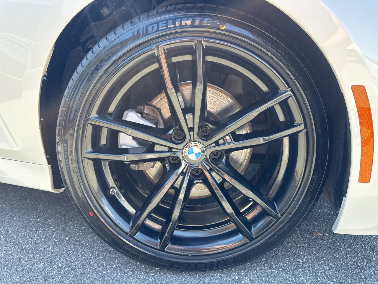Used 2020 BMW 330i Sedan w/ M Sport Package RWD image 34