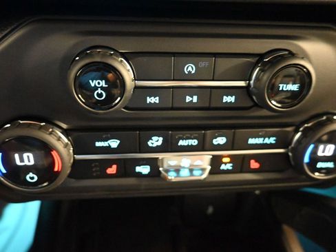 New 2026 Ford Bronco Big Bend w/ Black Diamond Package image 12