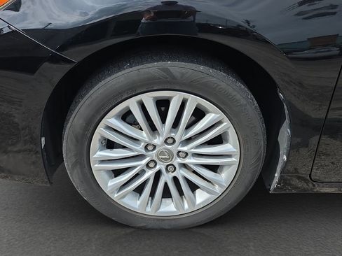 Used 2013 Lexus ES 350 w/ Luxury Pkg FWD image 4