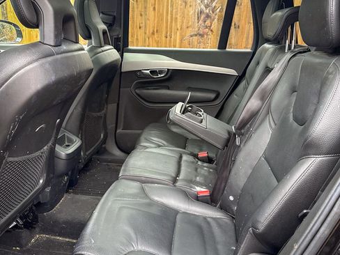 Used 2016 Volvo XC90 T5 Momentum image 26