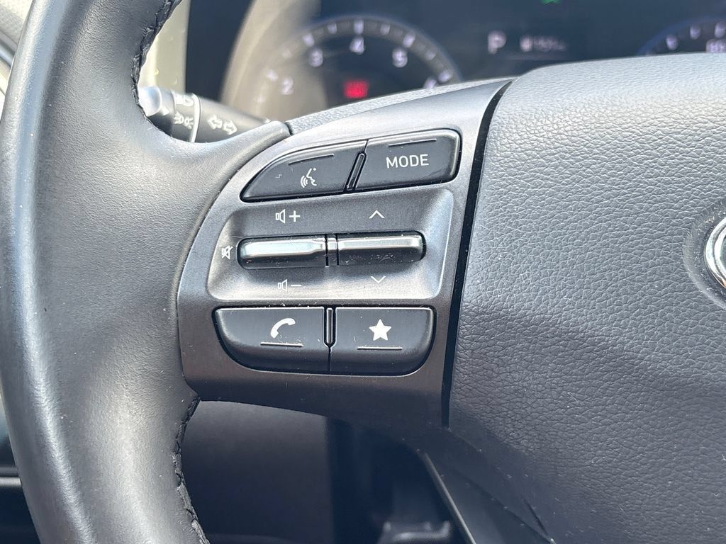 Used 2022 Hyundai Kona SEL w/ Convenience Package FWD image 13