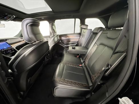 Used 2022 Jeep Grand Cherokee Summit w/ Adv Protech Group IV image 26