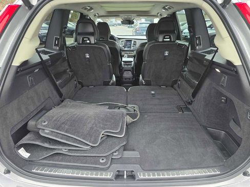 Certified 2023 Volvo XC90 T8 Ultimate w/ Protection Package Premier image 16