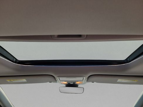 Used 2022 Honda Odyssey EX-L image 11