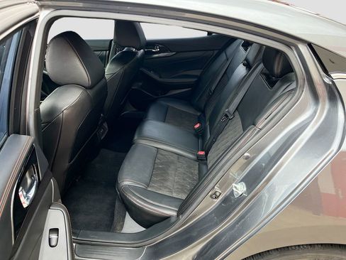 Used 2023 Nissan Maxima SR w/ Sport Mat Group FWD image 26