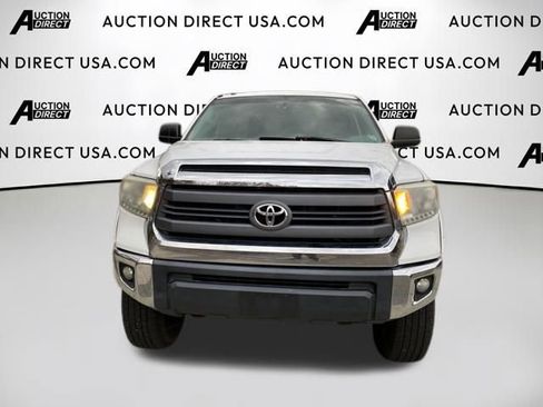Used 2015 Toyota Tundra SR5 image 10
