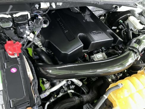Used 2018 Ford F150 Lariat RWD image 30