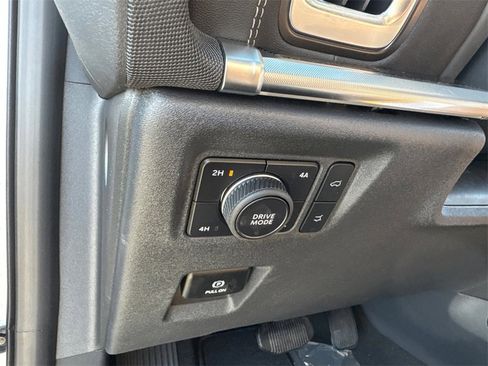 New 2026 Ford Expedition Max Platinum w/ Stealth Appearance Package image 21