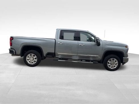 Certified 2025 Chevrolet Silverado 2500 High Country image 8