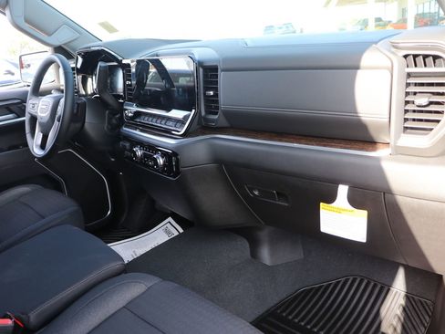 New 2026 GMC Sierra 1500 Elevation image 33