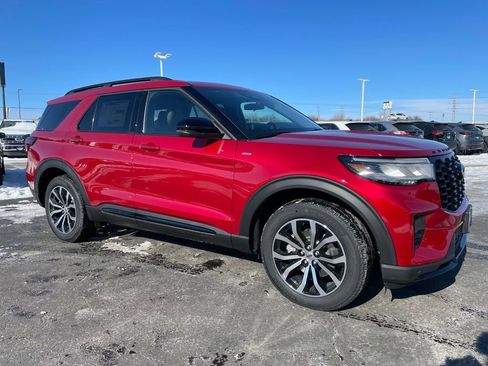New 2026 Ford Explorer ST-Line AWD/4WD image 2