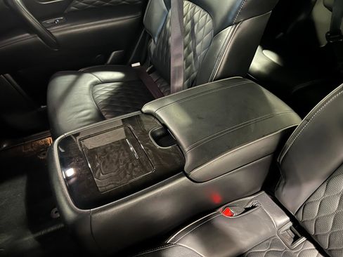 Used 2024 INFINITI QX80 Sensory image 34