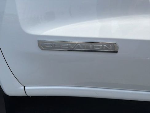 Used 2024 GMC Sierra 1500 Elevation AWD/4WD image 13