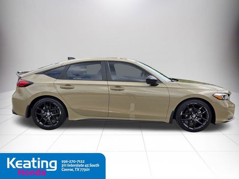 Used 2025 Honda Civic Sport image 9