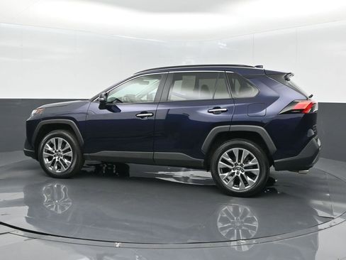 Used 2023 Toyota RAV4 Limited image 13