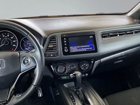 Used 2022 Honda HR-V Sport image 9