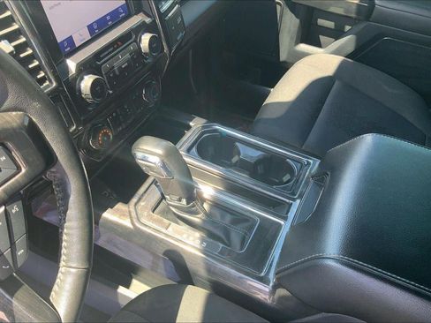 Used 2020 Ford F150 XLT w/ Equipment Group 302A Luxury AWD/4WD image 16