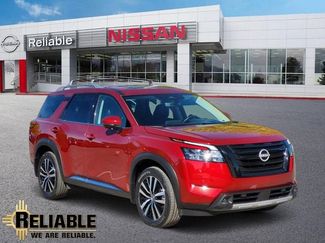 Certified 2024 Nissan Pathfinder Platinum w/ Black Appearance Package video 1