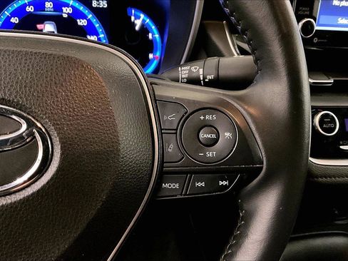 Used 2022 Toyota Corolla XSE image 18